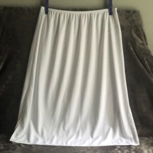 VASSARETTE‎ white slip shorts panty pants size s/38 22”